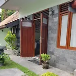 Embe Pitoe Syariah Gejayan Mitra Reddoorz