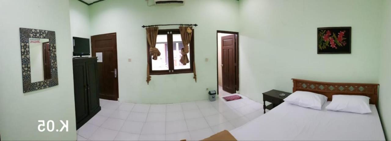 Embe Pitoe Syariah Gejayan Mitra Reddoorz